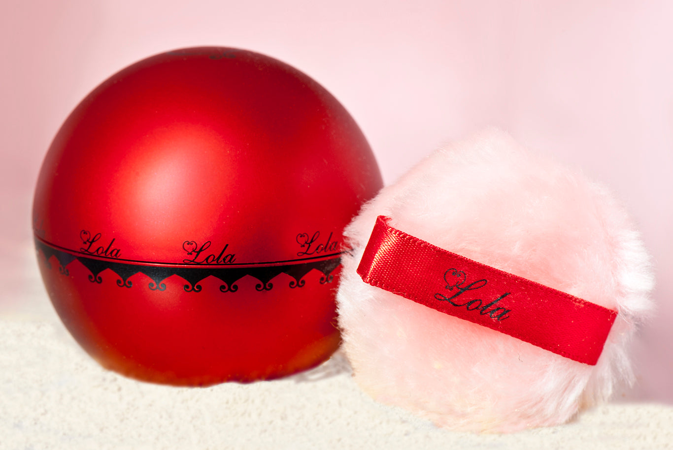 SkinSilk Loose Powder | lolacosmetics.com